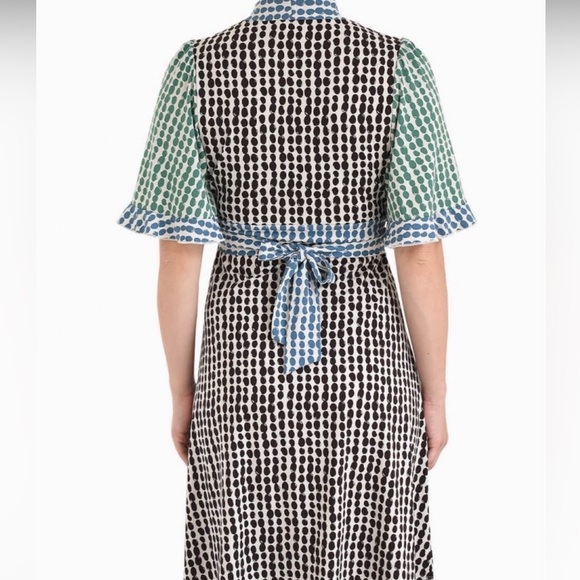 BCBGMAXAZRIA Polka Dot V-Neck Dress. Tie waist. Ruffle sleeve. A-line. Size S. - Picture 2 of 8